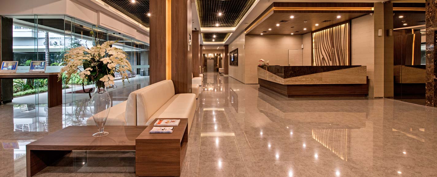 Lobby Grand Whiz Poins Square